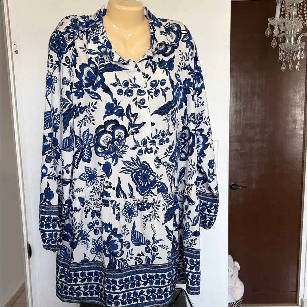 SHEIN Navy and White Floral Long Sleeve Dress